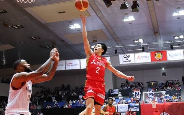 名古屋ダイヤモンドドルフィンズが西地区上位対決を制す…齋藤拓実とスミスが20得点の活躍