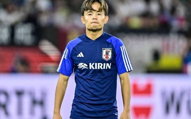 「タケ若い!!可愛い〜」日本代表MF久保建英がU17ワールド杯で決めた「軌道えぐ」豪快ボレーに再脚光！「ケイトわかっ！！」とハグを交わした中村敬斗にもファン注目