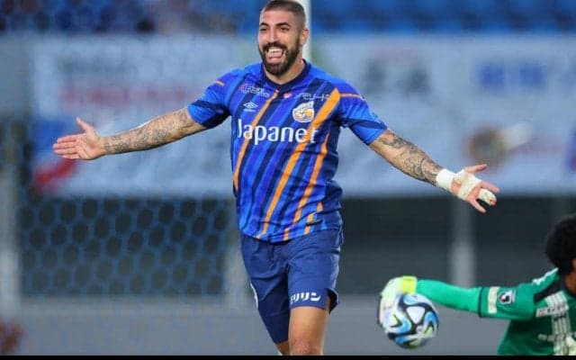 長崎FWフアンマ・デルガドがJ2得点王に！　今季5年ぶり復帰で26ゴール