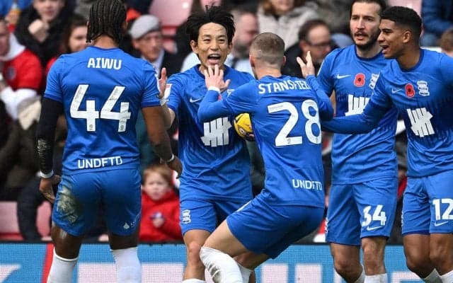 三好康児が絶妙なポジション取りで今季3点目！ 地元紙は「好フィニッシュ」とゴールを評価も後半の出来に厳しい評価