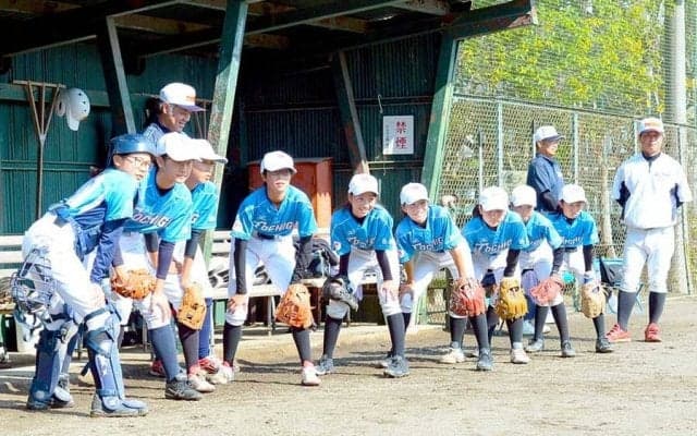 強豪女子選抜チームが“解散”しないワケ　他県との決定的違い…未来開く「一貫」指導