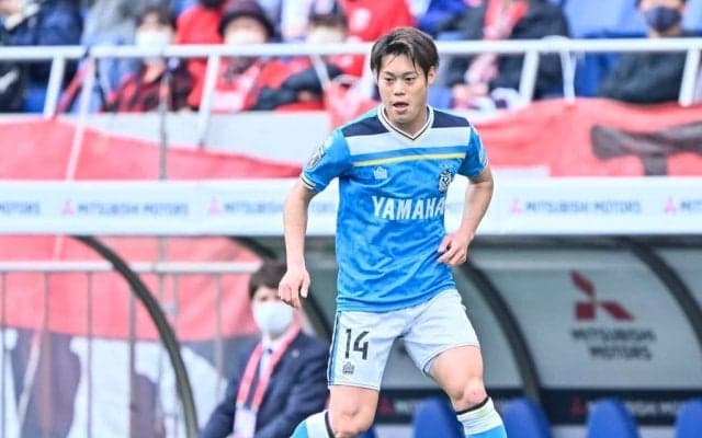 【J2最終節「ドラマ」】3位・磐田、MF松本昌也の豪快ヘッド決勝点で大逆転「J1昇格」！前後半目まぐるしく動いた「運命の第42節」(2)