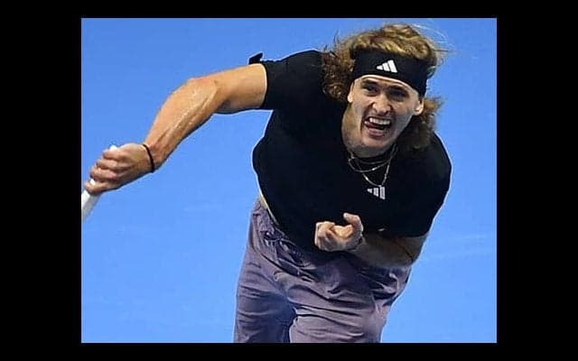 ズベレフ、アルカラス撃破で白星発進