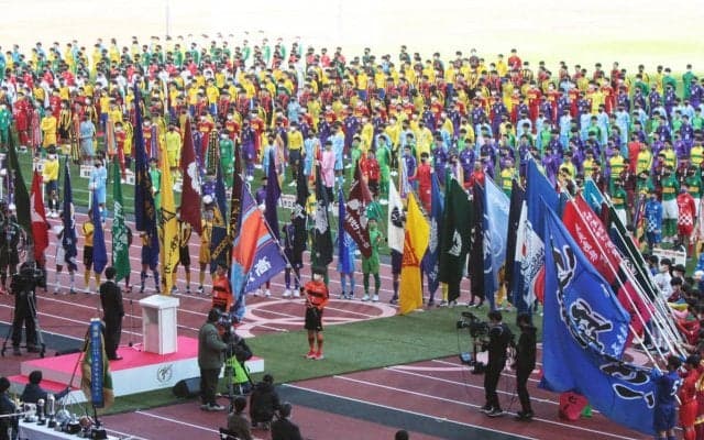 「かなりスゴい」「運動神経いい」第19代高校サッカー応援マネージャー・藤﨑ゆみあさんのリフティングチャレンジ結果に脚光！歴代4位の好成績