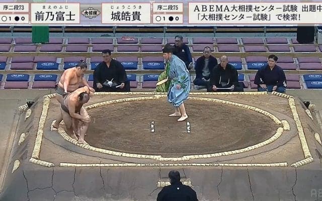 今何が起きた？突然起きた逆転劇に館内はどよめき、その後は謎の沈黙 決まり手は珍しい大技に認定