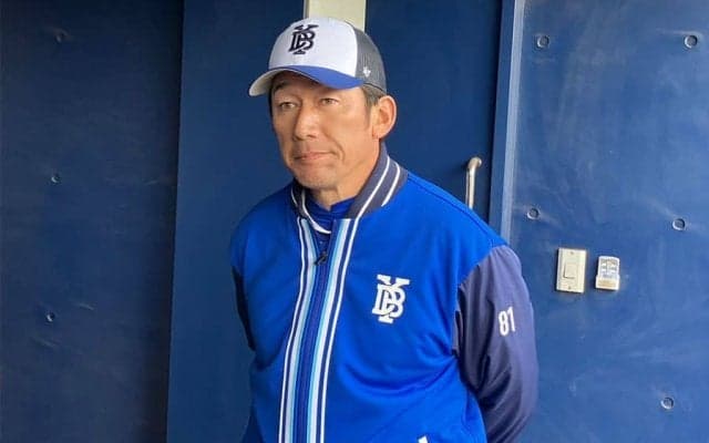 DeNA三浦監督「分かった、そうか」　FA権行使の石田から直接連絡…滲み出る“親心”