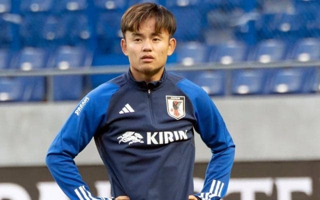 久保建英が「長距離移動＆ベスメン論争」をバッサリ！「Aマッチ期間に選手を呼ばない理由がない。サッカーが好きだし楽しみ」