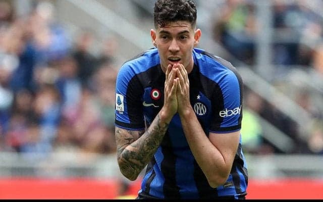 イタリア代表合流中に負傷のバストーニ、ユーベ&ナポリ戦欠場へ