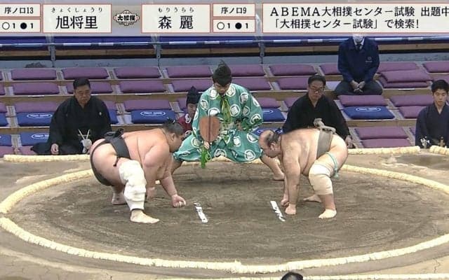 16歳、期待の新人行司がベテラン力士に“ピシッと”注意「大物感ある」「しっかり注意する風之助」