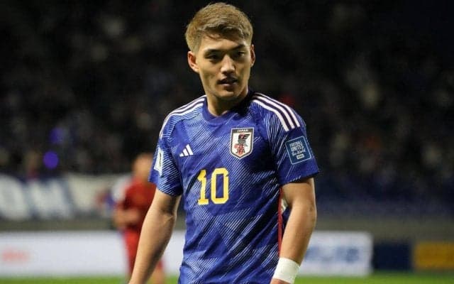 「これは騙される」「マジで難しい」堂安律の狙いがよく分かるピッチレベル映像が話題！「この角度から見るとエグい」