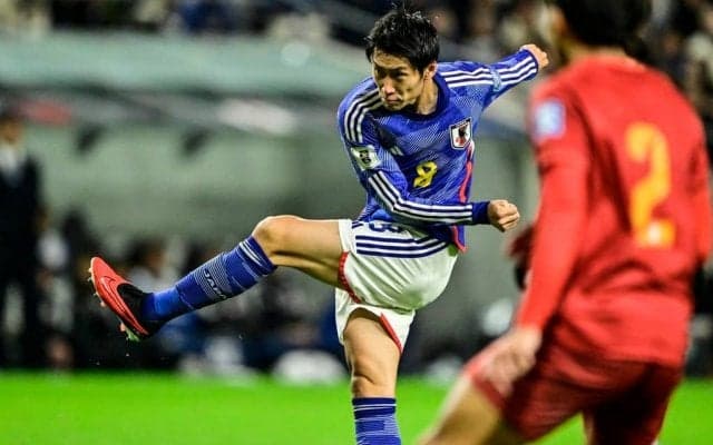 【所属チームで苦しむ鎌田大地の、代表活動の光と影(2)】試合後に「“いい自分”に戻していかないとダメ」「自チームでポジションを取り直さないとダメ」と募らせた危機感