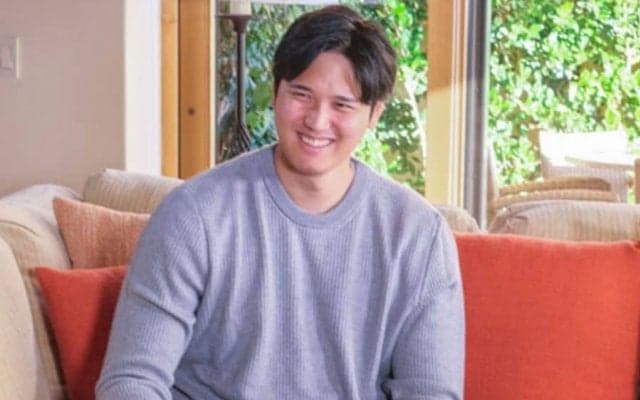 大谷翔平と“溺愛犬”の止まらぬ反響　早くもお宝アイテム化「国宝」「かわいい」