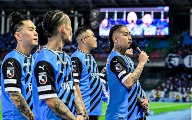 「めちゃくちゃイケてるじゃん！」大好評を博したJ1川崎とBAD HOPの「即完売」コラボグッズの再販実現！「いいなぁ。行きたかったなー」などの声に応える