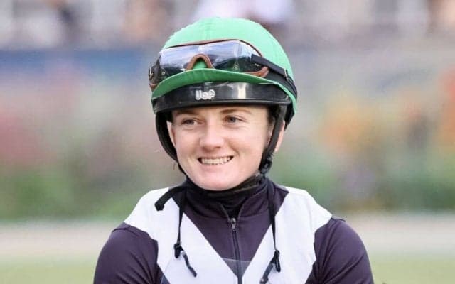 【福島7R】H.ドイル騎乗、オリーボーレンが3馬身半差の快勝