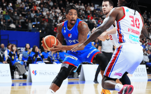 B2福岡、終盤の連続得点で熊本との接戦制す…福岡は外国籍3人がダブルダブル達成