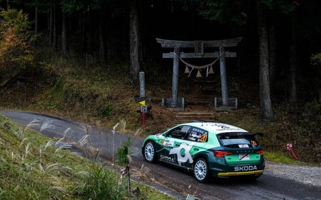 WRCジャパン：WRC2はアンドレアス・ミケルセンが首位を守って最終日へ