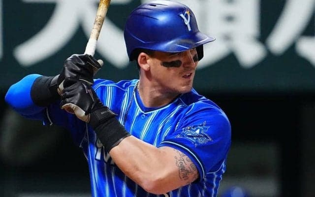 DeNA、オースティンとの来季契約を発表　相次ぐ故障で22試合の出場「正直挫けそうに」