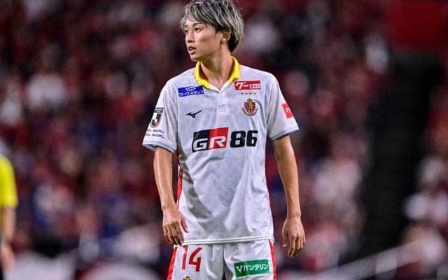 「森島イケメンすぎんか」J1名古屋が公開した選手たちの「秋コーデ」で森島司が好評！「紅葉見に行きたい」「ピクニックしたい」とファンの想像が膨らむファッション