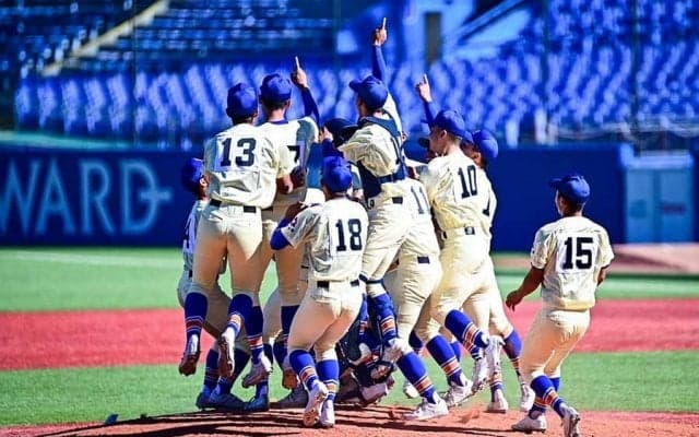 星稜、松井秀喜以来32年ぶり3度目の神宮優勝　1年生がプロ注目右腕から一発