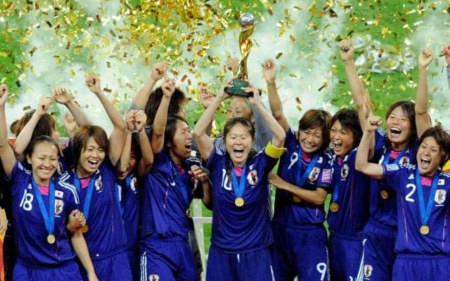 「ガチで観たい」「世界一獲れそう」女子W杯優勝メンバーたちの“幻のフットサルチーム”にファンも期待！「夢ありすぎる」