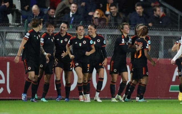 熊谷紗希＆南萌華がフル出場のローマがアヤックスに快勝！ 門脇真依のローゼンゴードは連敗スタート…バイエルンやバルサも勝利【UWCL】