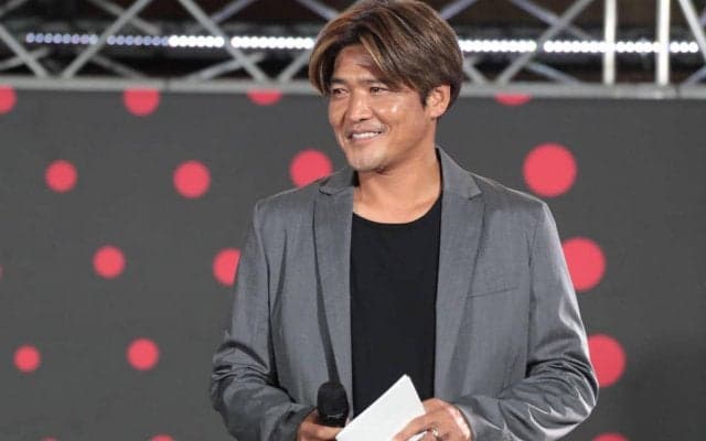 「勘弁して」「吹き出しました」大久保嘉人、国見高校時代の自虐ショットにファンも爆笑「またまた笑かしに来てる」