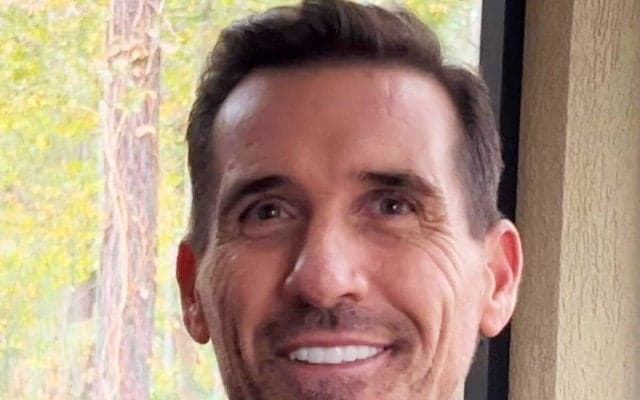 なぜベイスターズのレジェンド助っ人、ロバート・ローズは火の国サラマンダーズの監督になったのか？