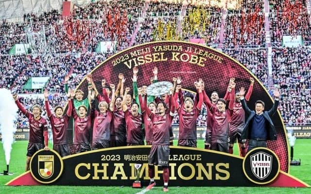 「1人で2冠!?」「マジの勝利の女神」乃木坂46人気メンバーがJ1神戸と阪神の優勝を導いたと“ある共通点”が話題に！「流石に可愛すぎる」の声出たイベントから6戦無敗で初優勝飾る