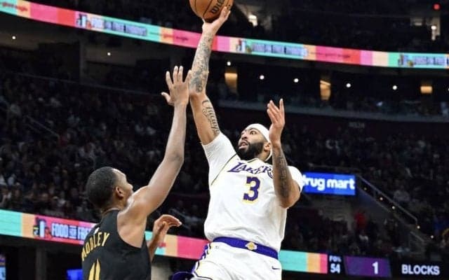 八村塁欠場のレイカーズがキャブズとの接戦を制す…アウェー4連戦を白星スタート