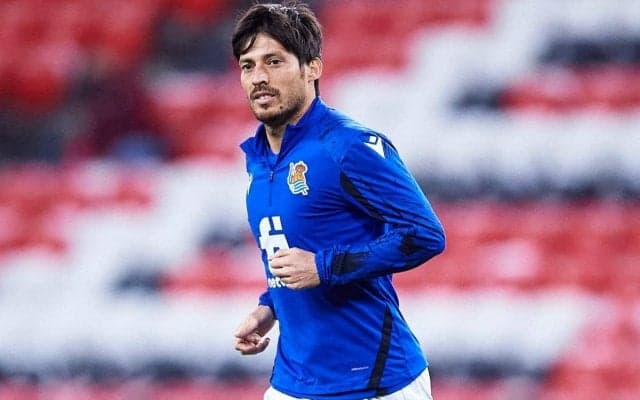 「すげー繋がり」「どーゆー繋がり？」来日中のダビド・シルバ、五輪金メダリストの2ショットにファンも驚き「スーパーアスリート同士」