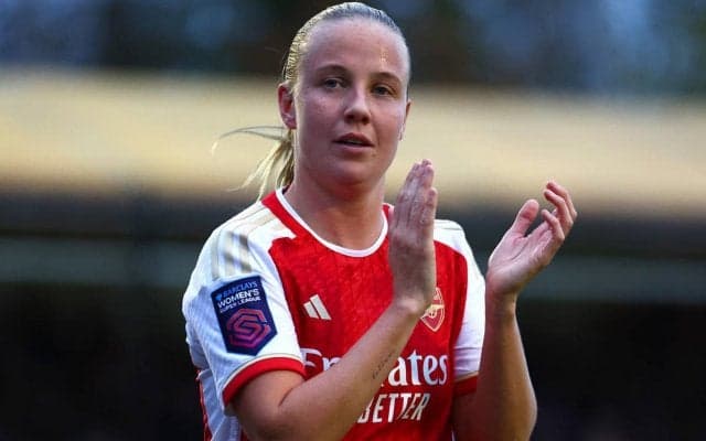 前十字じん帯断裂からの復活弾！イングランド女子代表FWミードが428日ぶりゴールとなる鮮やかコントロールショット