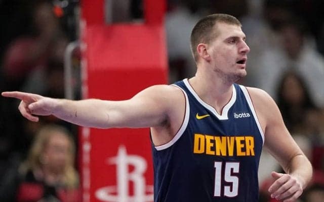 注目新人ウェンバンヤマとの初対決を終えたヨキッチ「彼はゲームを変えることになる」