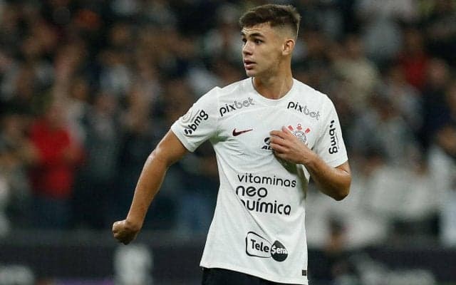 PSGもブラジルの新たな天才に注目、チェルシーが狙う中でデッドヒートか