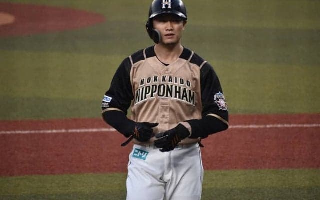 新天地でもう一花咲かせられるか　ヤクルト入団が決まった西川遥輝に期待される「2つの役割」