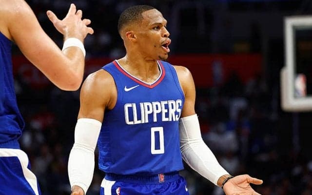 「お父さん、今のどういう意味？」野次に傷つく家族…ウェストブルックは憤慨「決して許さない」