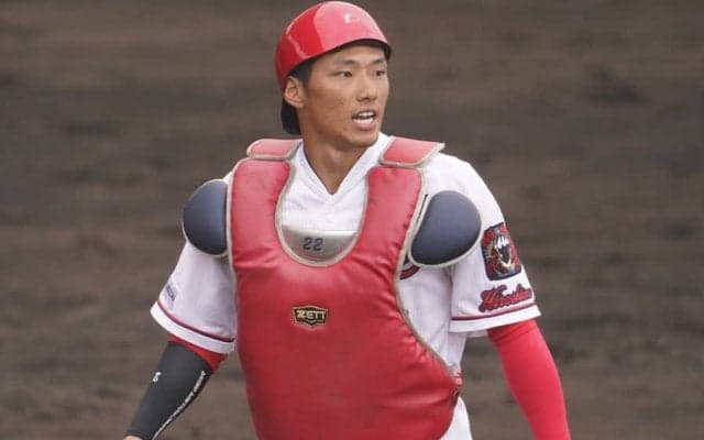 広島、中村奨成の背番号を「96」に変更　新人8選手も発表…ドラ1常廣は「17」