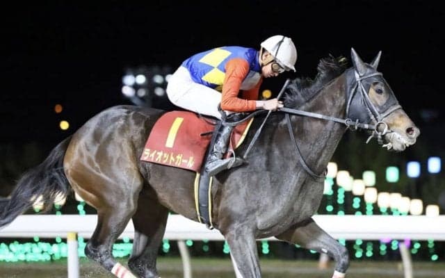 【クイーン賞】岩田望「すごく落ち着いていた」ライオットガールが重賞2勝目