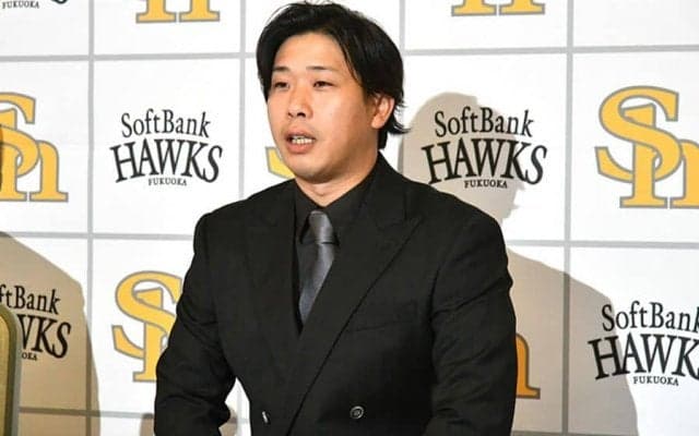 巨人ドラ1→戦力外招いた「ショボい成績」　引退チラつくも…人生懸けた“3度目”