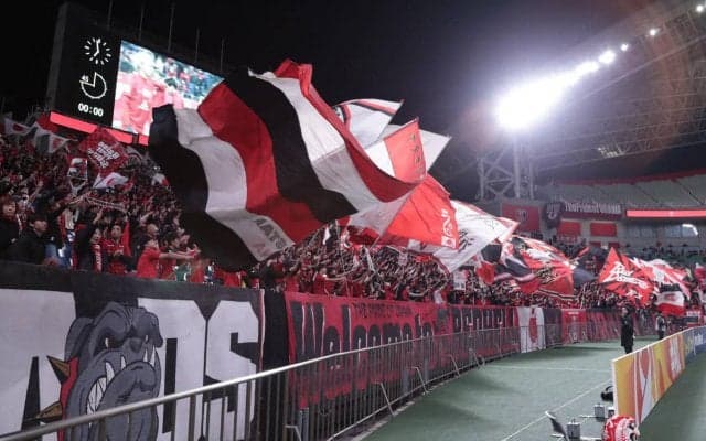 「勝利の女神降臨！！」「素敵な笑顔」元NGT48の荻野由佳さんが浦和のホーム最終戦観戦にファン反応！浦和コーデに「パーカーかわいい！」