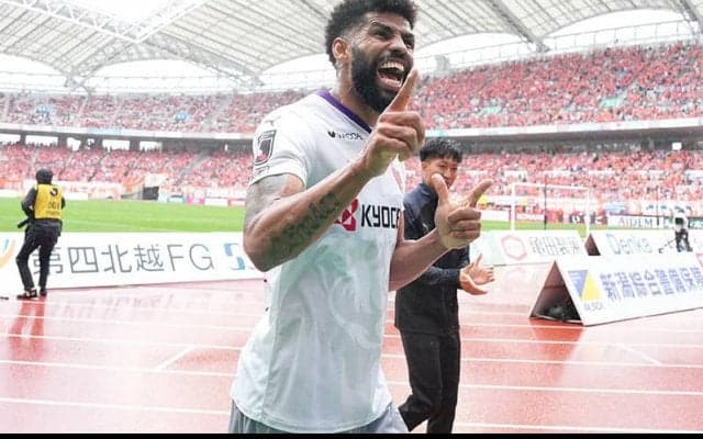京都が今季2桁ゴールのFWパトリックと契約満了「できる限りのトライをしたと思います！」