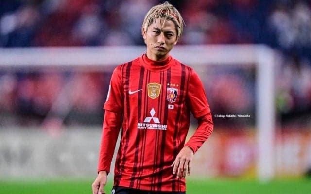 「伸二さんのおかげで今の僕があります」浦和レッズMF小泉佳穂が小野伸二ラストマッチに特別な思い……チームメイト時代に“授かった言葉”も明かす