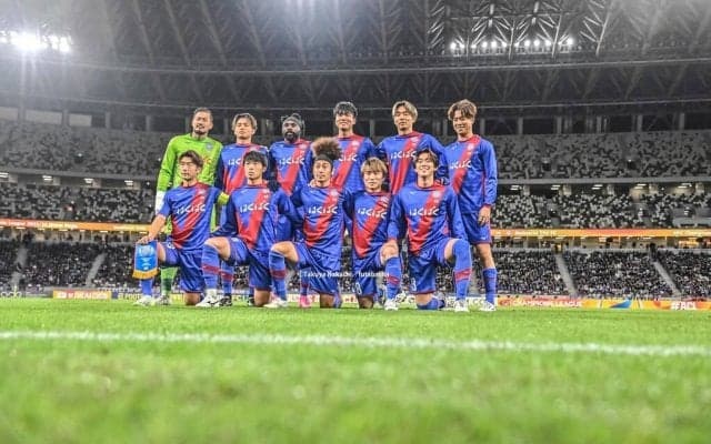 「クイズになってないw」ACL公式が出題のJ2甲府の「後ろ姿クイズ」が大喜利化！「織田信長!?」「懸賞生活の人かと思った～」などの声が広がる