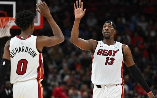 ヒート同僚がバム・アデバヨの働きを称賛「今年の彼はオールNBAチーム入りすべき」