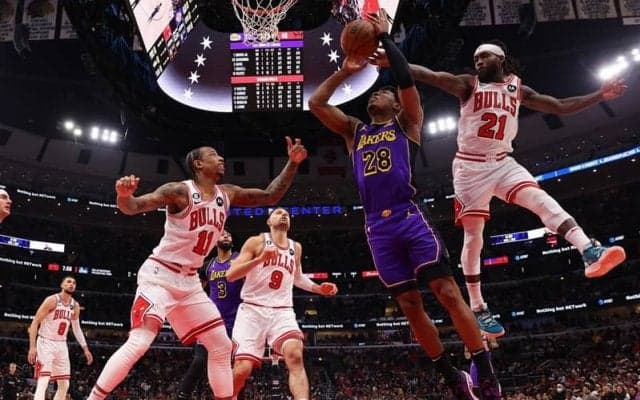 レイカーズの八村塁にブルズ移籍の噂…スター選手絡むトレードに名前が浮上