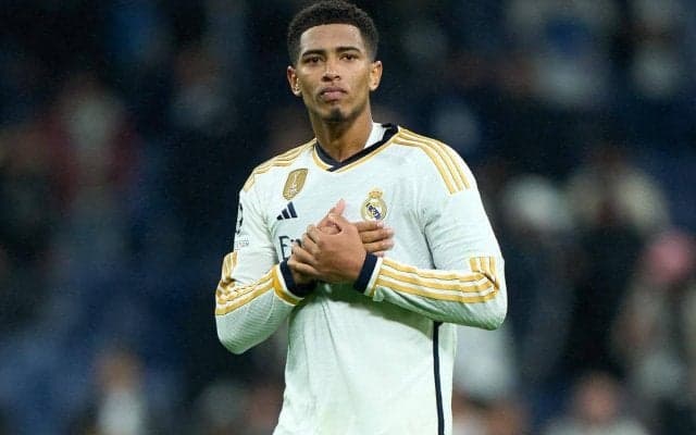 「彼の悪いところを教えてくれ」マドリーで輝くベリンガム、悩めるチームメイトを後押しする気遣いに称賛の声「本当に20歳なのか」