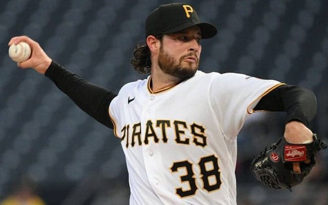 パイレーツの157キロ右腕が自由契約に　球団発表「日本の球団と契約する目的」