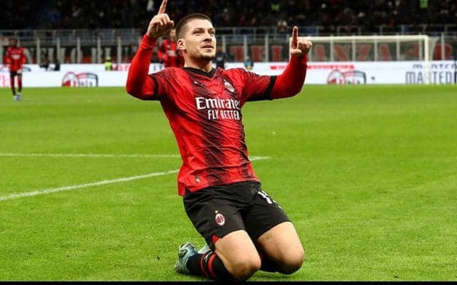 ヨビッチ移籍後初弾のミラン、CL敗戦からバウンスバックのリーグ戦連勝【セリエA】