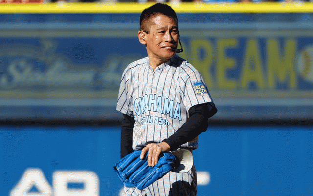 柳沢慎吾さん、抱腹絶倒の“30分始球式”　松坂大輔氏がサプライズ投球…本人は投げず