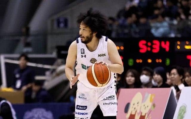 B1最年長の“レジェンド”田臥勇太が今季初出場…大歓声に迎えられ「ありがたいの一言」