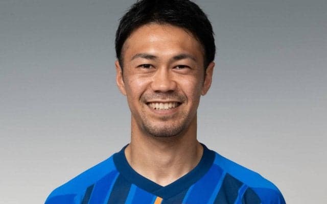 長崎が在籍7年の32歳MF澤田崇と契約更新「長崎のために覚悟を持って闘います！」